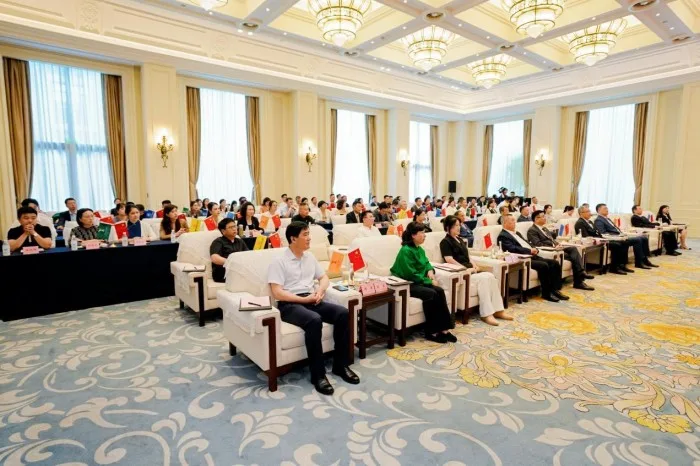 我参加民族品牌·中国服务系列盛典